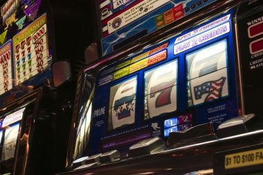 mikototo login Free Play interface showing live roulette table on mobile